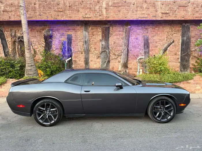 دودج تشالنجر 2020 بحالة ممتازه بطاقة جمركية امريكي V6 1