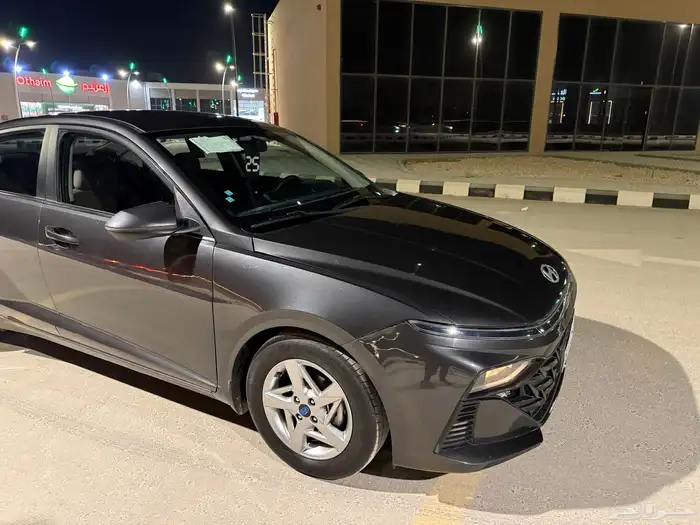 اكسنت 2025 لون رمادي 16