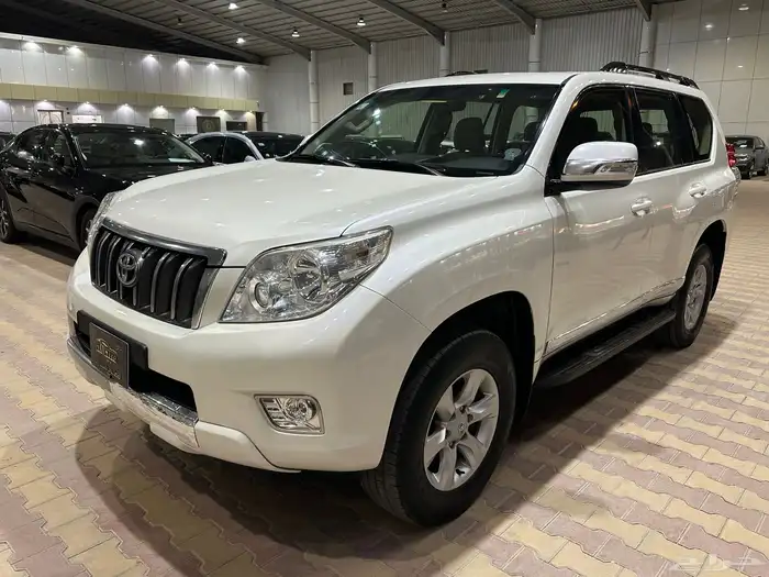 تويوتا برادو موديل 2013 فل كامل 6 سلندر نظيف 3