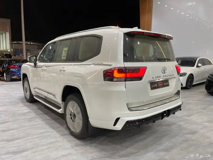 لاند كروزر جى اكس آر L5 بريمى 2025 4