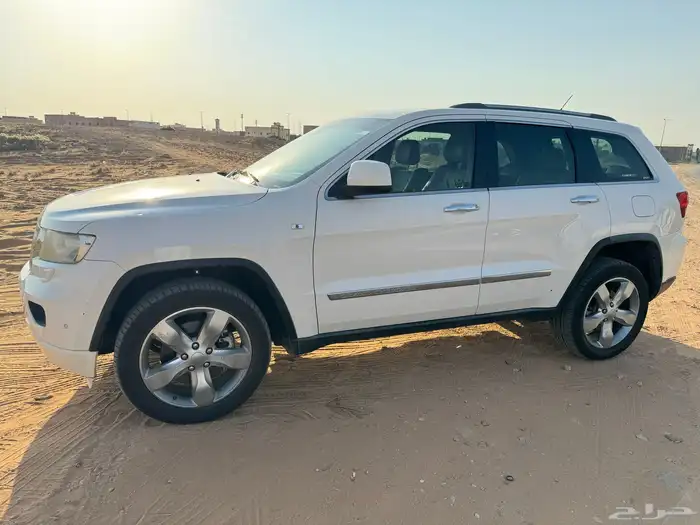 جراند شيروكي 2012 7