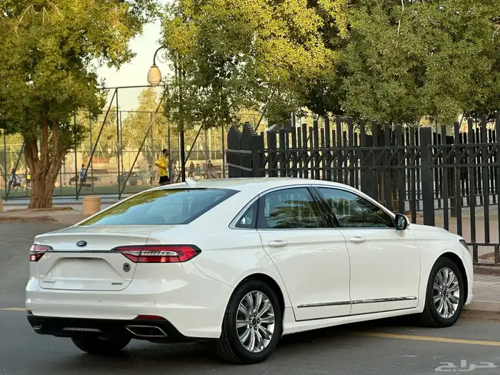 فورد تورس موديل 2022 سعودي تماتيك 5