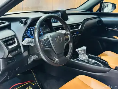 لكزس 2019 UX 200 سعودي ( بحاله ممتازه) index