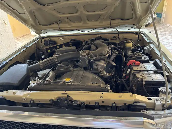 للبيع شاص تويوتا 2016 13