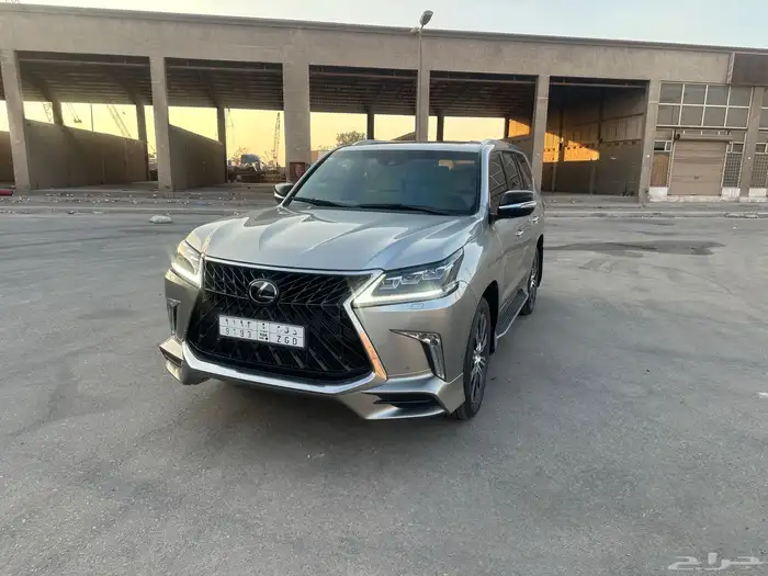 جيب لكزس مديل 2019 30