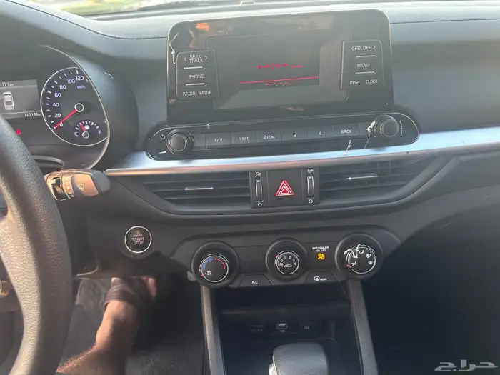 كيا كي 3 بنزين 2022 17