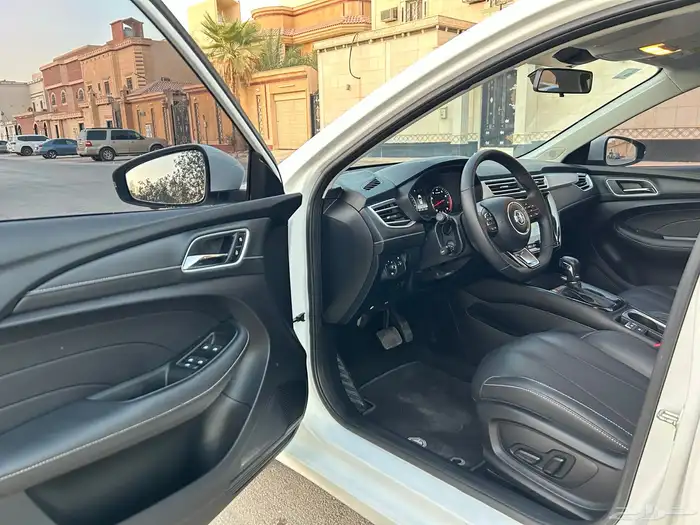 ام جي 5 مديل 2022 فل كامل 15