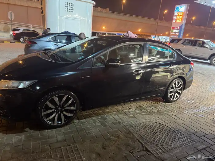 هوندا سيفك 2013 فل اوبشن ممتازة بحالة الوكالة 134 000 9