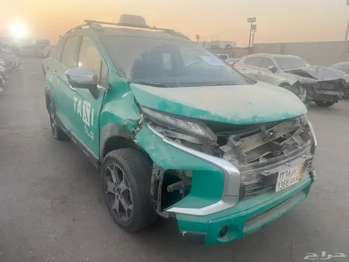 ميتسوبيشي اكسباندر كروز 2023 فل كامل مصدوم 6