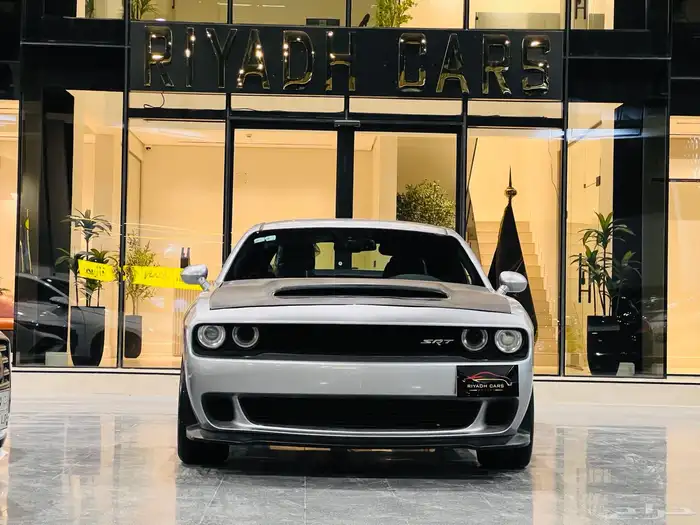 دودج تشالنجر 2015 V6 ( بحاله ممتازه) 1