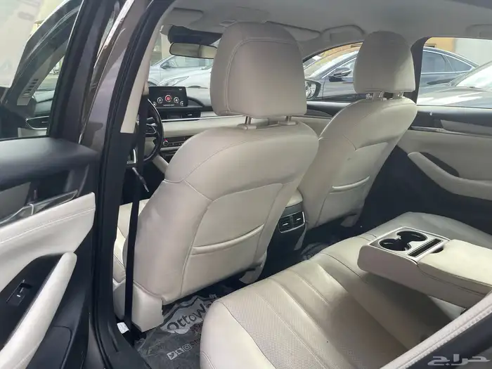 مازدا 6 سيدان 2023 نص فل جلد نظيفه جدا 3