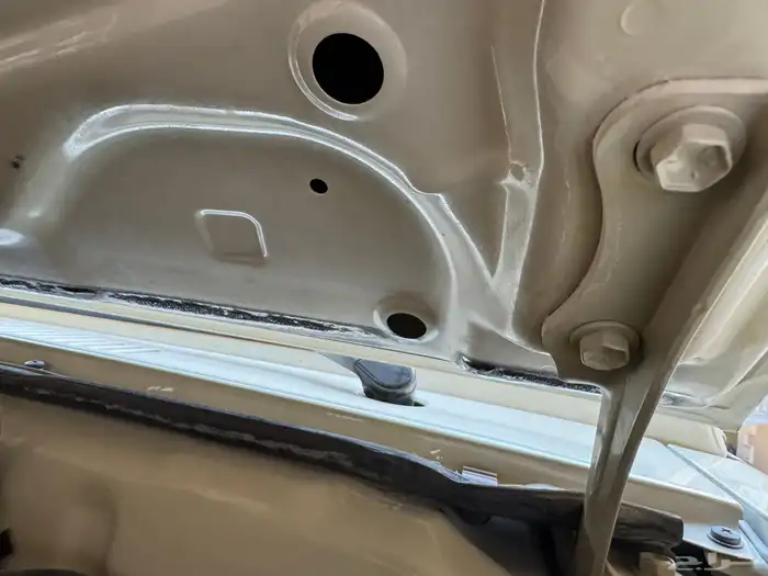 للبيع شاص تويوتا 2016 12