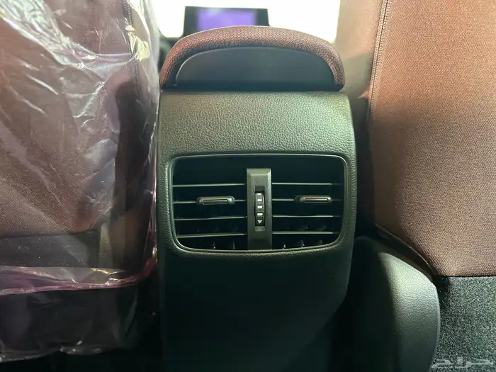 تويوتا كورولا كروس LE هايبرد 2025 8