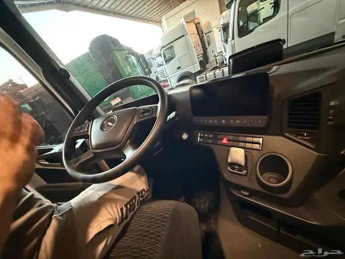 مرسيدس راس شاحنة 2021 - 1845 15