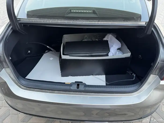 لكزس ES250 موديل 2025 10