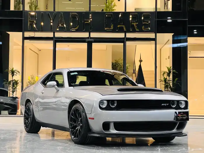 دودج تشالنجر 2015 V6 ( بحاله ممتازه) 0