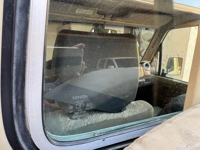 للبيع شاص تويوتا 2016 8