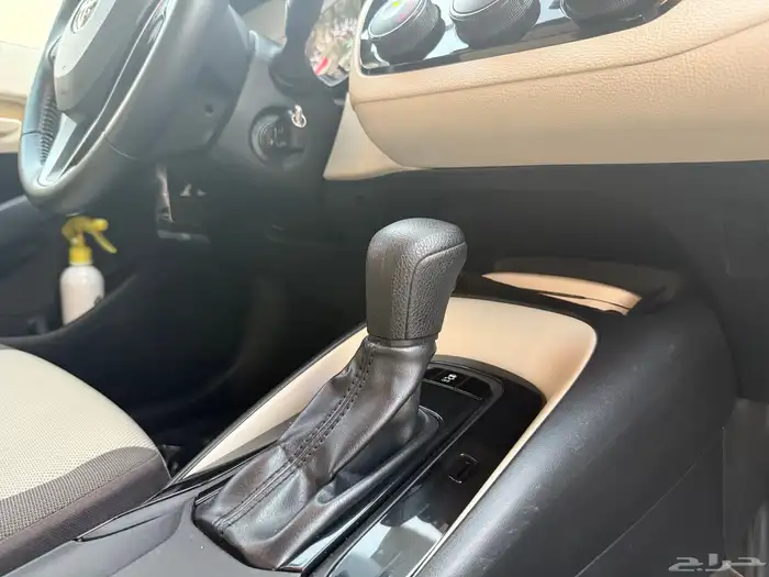 للبيع كورولا بحالة ممتازة جدا 25