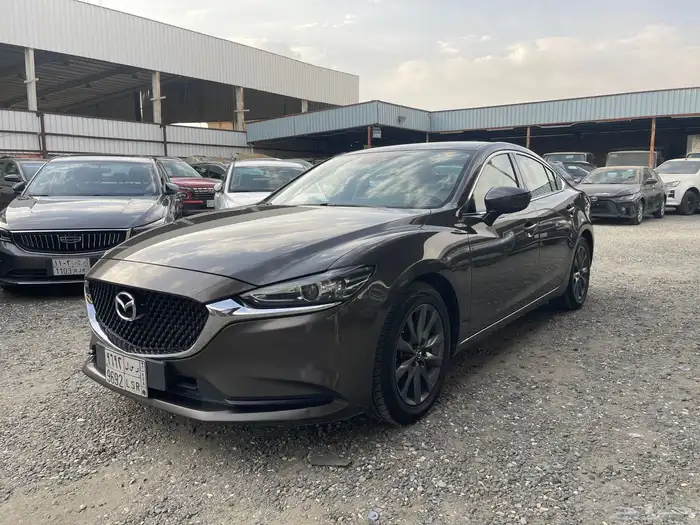 مازدا 6 سيدان 2023 نص فل جلد نظيفه جدا 0