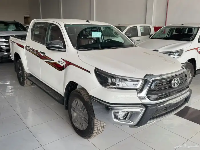 تويوتا هايلوكس S-GLX بريمي بنزين 2.7 فل كامل دبل بصمة 2