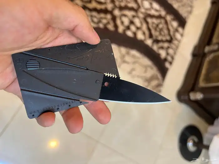 للبيع سكين على شكل بطاقة 0