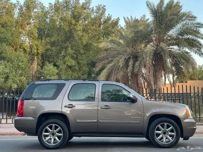 جمس يوكن SLT موديل 2013 سعودي فل كامل بدون دبل 15