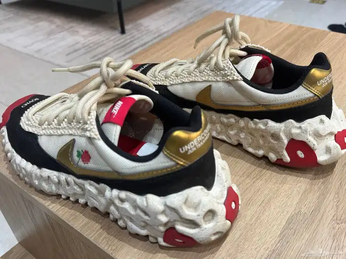 شوز نايك اصدار خاص Undercover 42.5 4