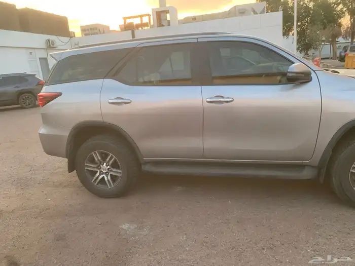 فورتشنر 2024 للتقبيل 0