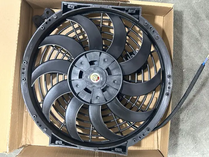 مروحة بوكا 10انش 80 واط 12V مع ضفيرة ايطالية عالية الجوده 1