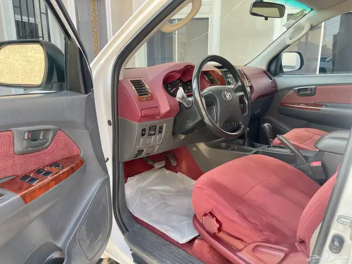 هايلوكس للبيع 12