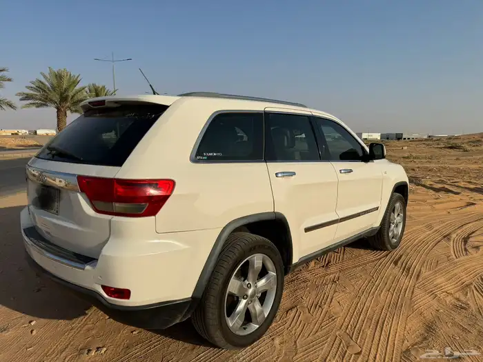 جراند شيروكي 2012 10