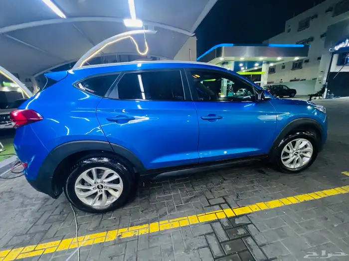 توسان 2018 - 1600 Cc وكالة - ازرق بيبسي - 140 الف كيلو 4