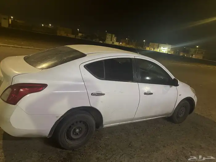 صني 2013نص فل سليمه لاتشكي من شي بس مافي مكيف بس 1