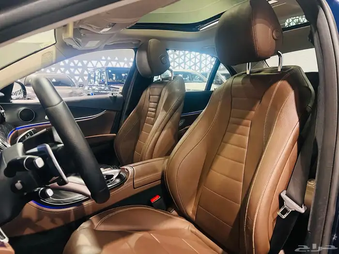 مرسيدس 2018 E300 ( بحاله ممتازه) 5