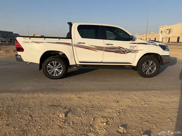 هايلكس دبل فل كامل 2024 سعوديه 3