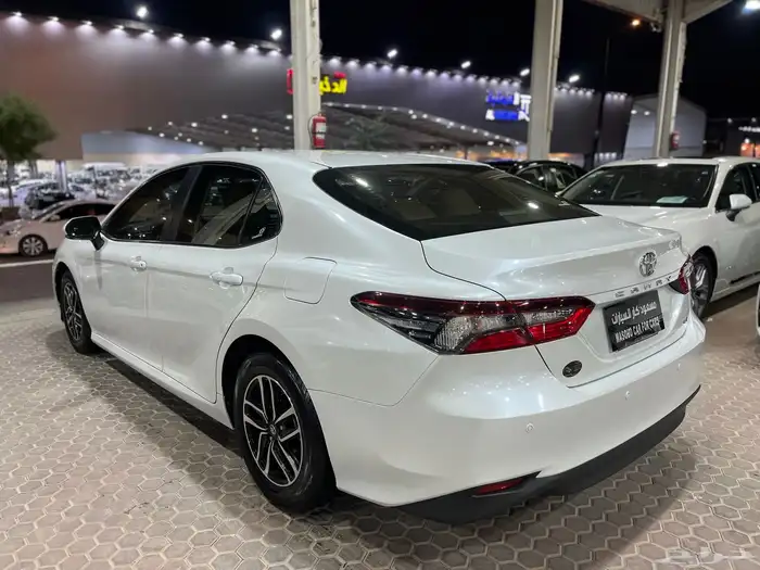 تويوتا كامري 2023 LEسعوديه 15