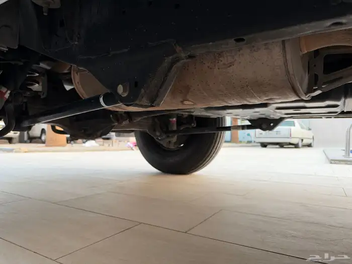 (تم البيع) جكسار 2002 قير عادي قمة بالنظافة ممشى قليل 50