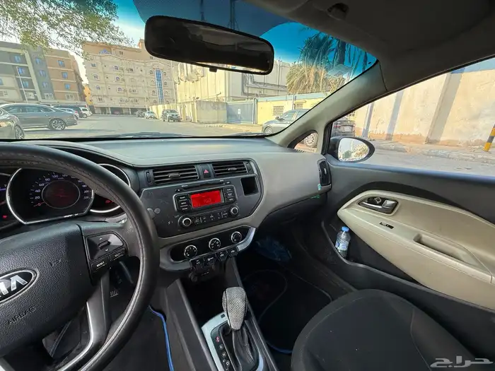 كيا ريو هاتش باك 2014 10