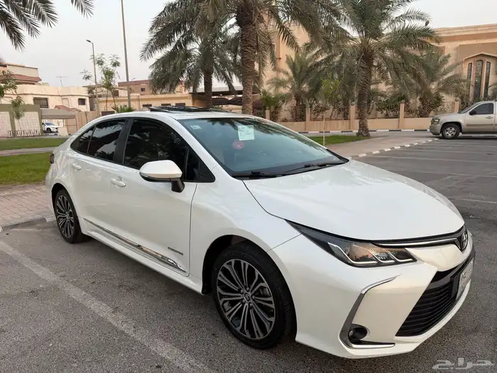 للبيع كورولا بحالة ممتازة جدا 14