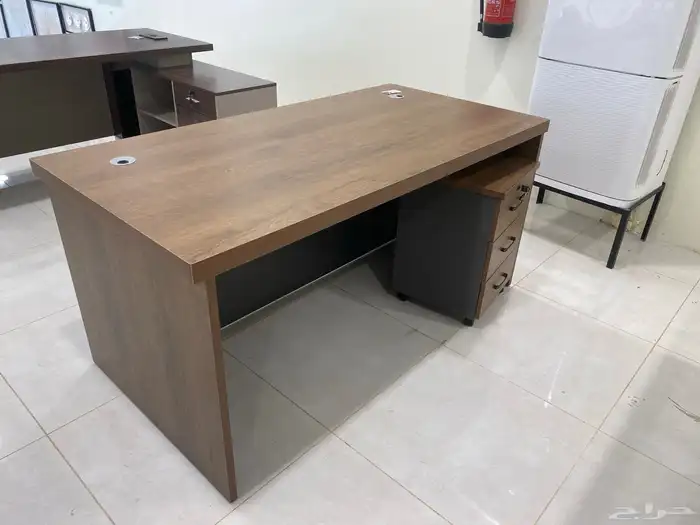 طاولة شاي. كراسي شبك دوار وثابت كرسي جلد دوار وثابت 2