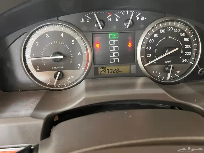 جيب لاندكروزر GXR 2013 14