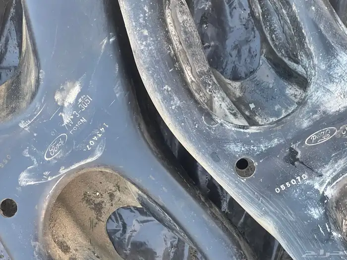 قطع غيار ماركيز 2008 3