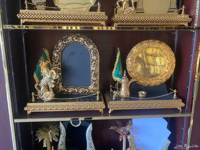 دروع تذكاريا وهدايا مدرسية 12