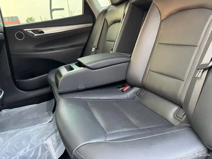 ازيرا بدي وكالة  شرط الفحص في قمة النظافة 8