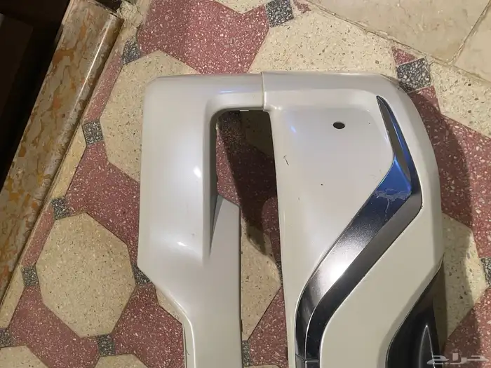 صدام جيب لاندكروزر 1