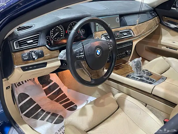 BMW 750Li2011 7