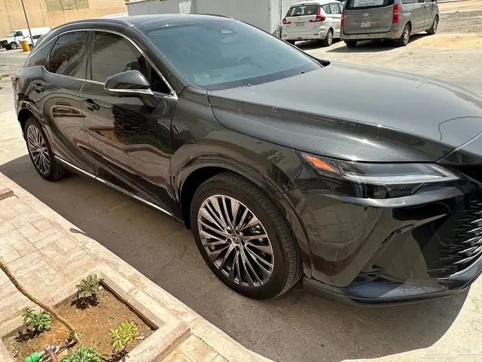 لكزس RX350 2024 هايبرد للبيع 6