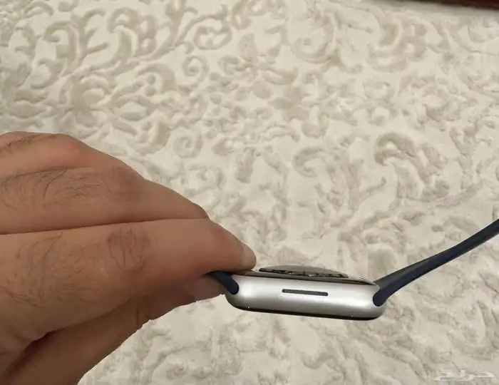 ساعه ابل الاصدار التاسع 1