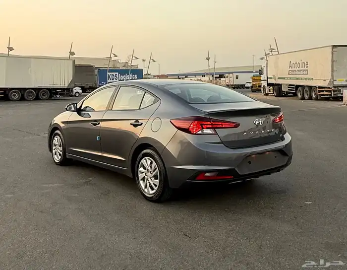 هونداي النترا 2020 ( بنزين ) شبه جديدة للبيع 5