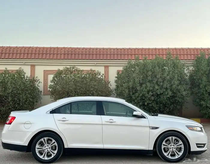 فورد تورس موديل 2015 سعودي نص فل بصمة 2